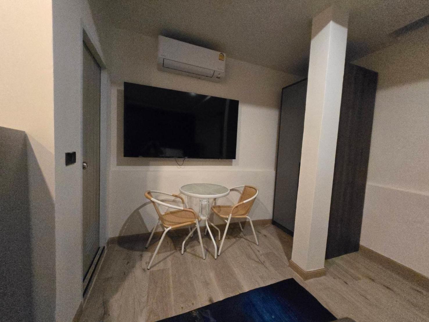 Pumpui Place Pattaya Exteriör bild
